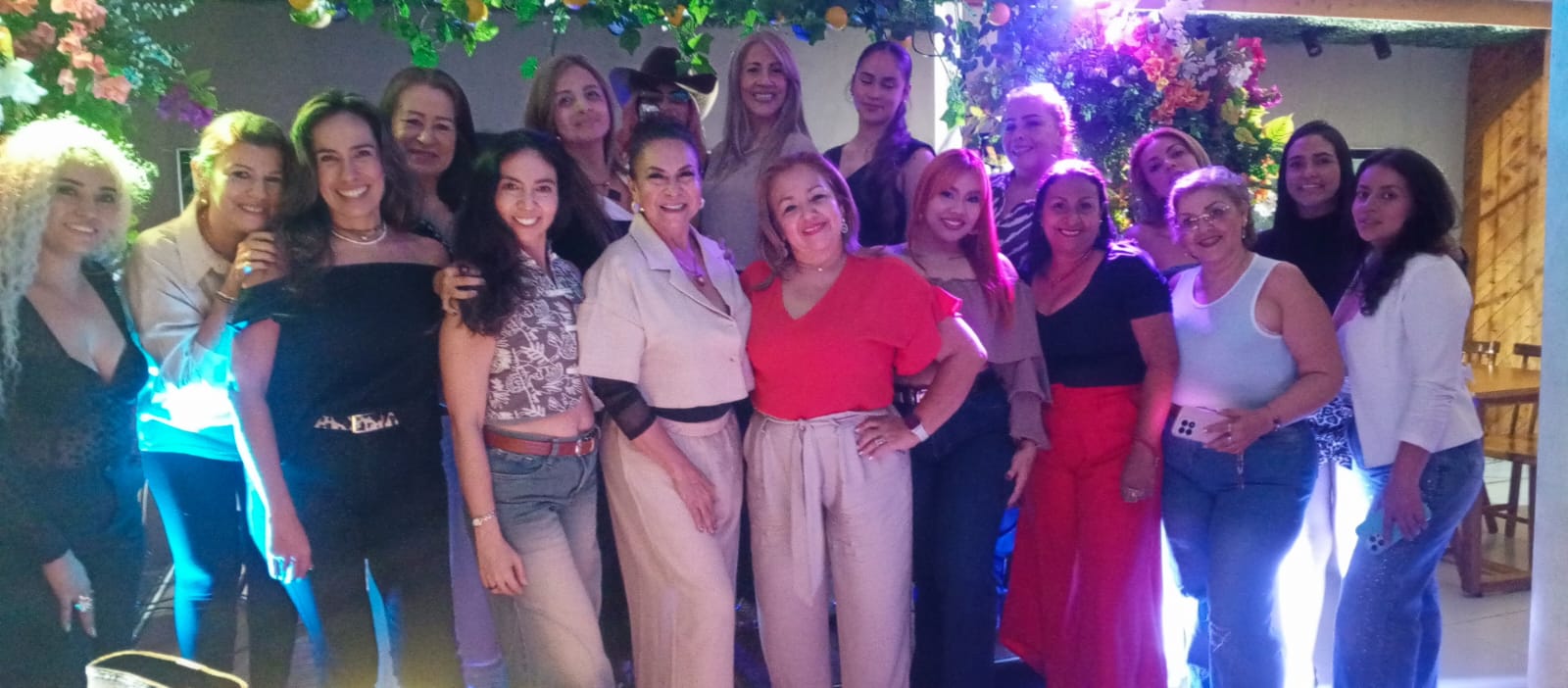 Evento del Movimiento de Mujeres Extraordinarias